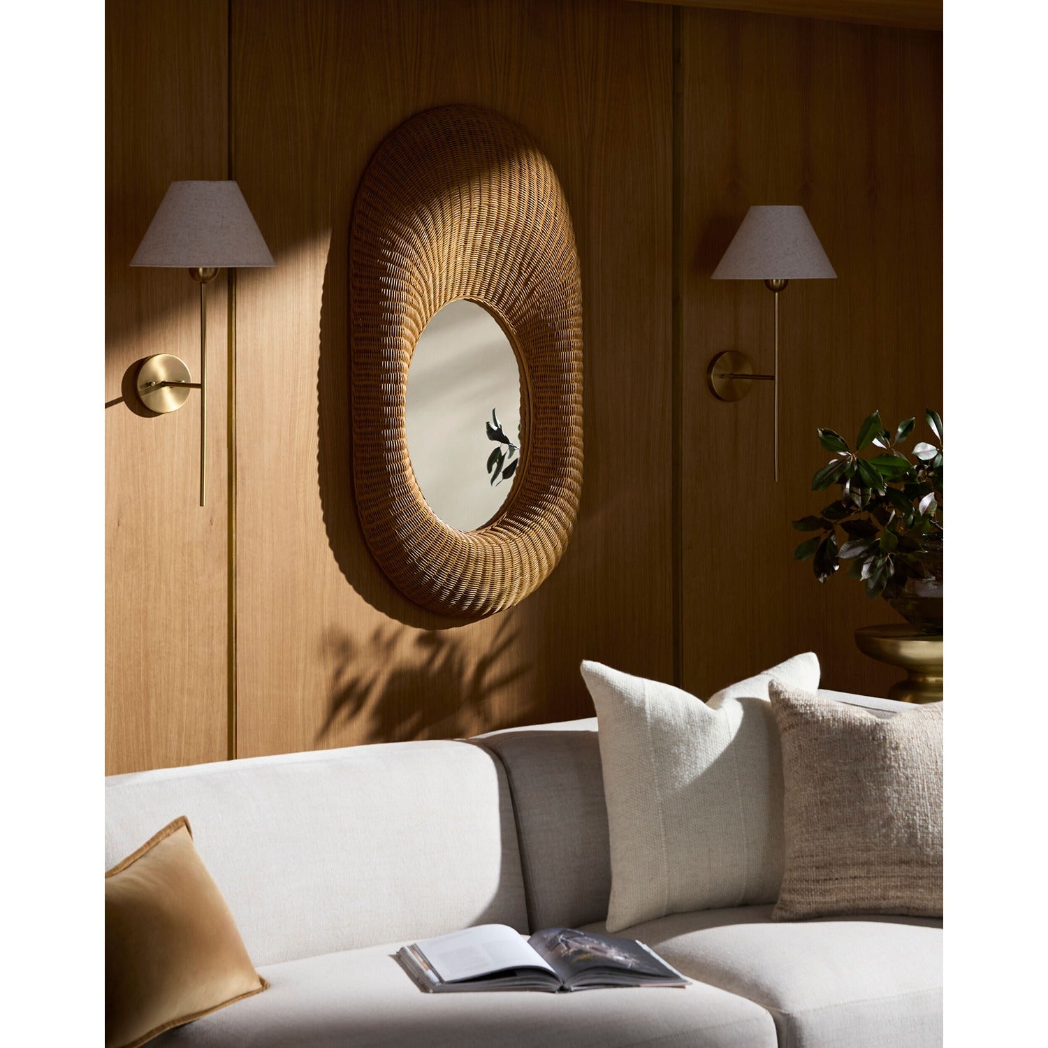 Lye Accent Mirror