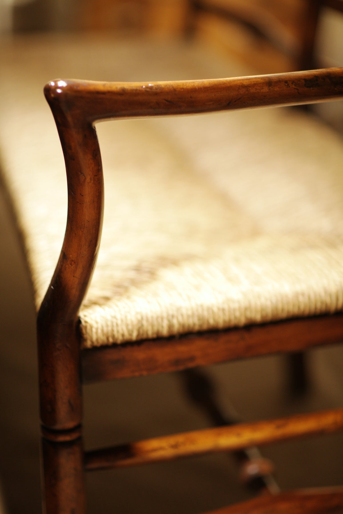 Casual Ladderback Bench - Medium Driftwood
