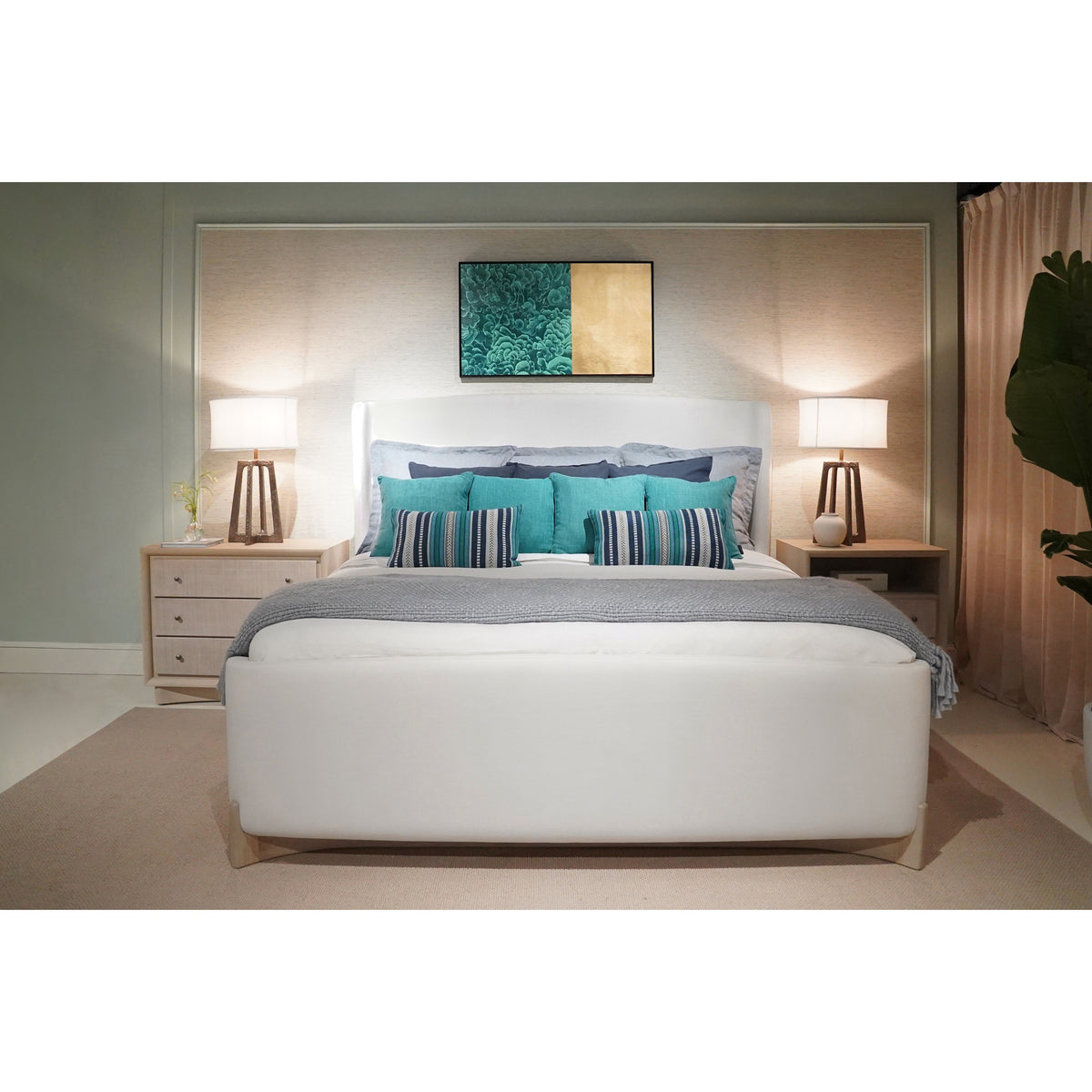 Keel Upholstered Bed, King