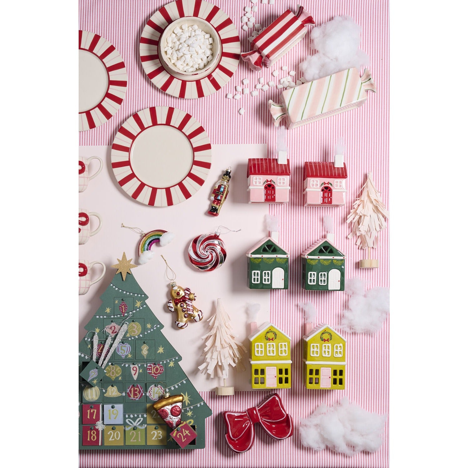 Merrivale House Figurine - Set of 2