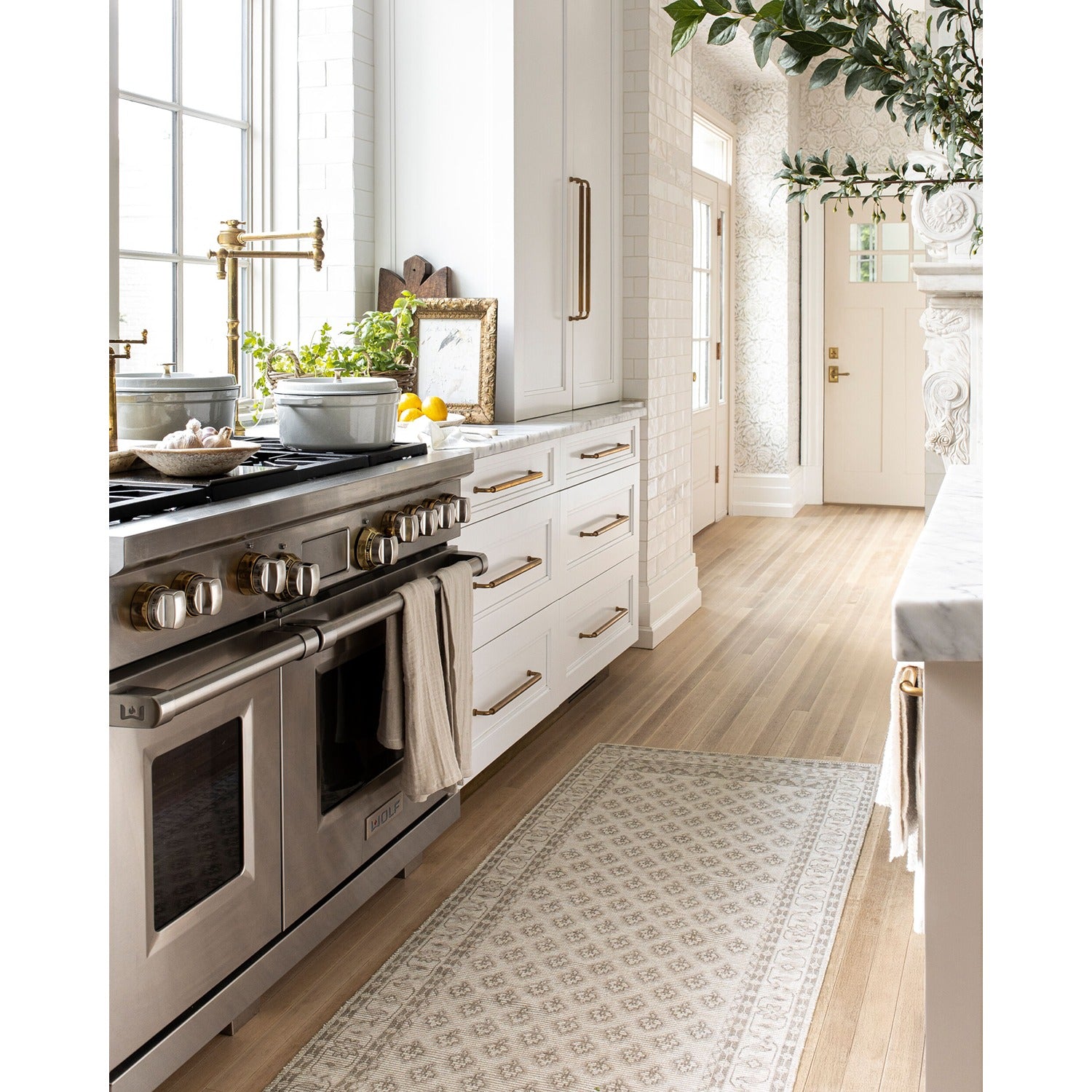 Shanti Machine Woven Rug