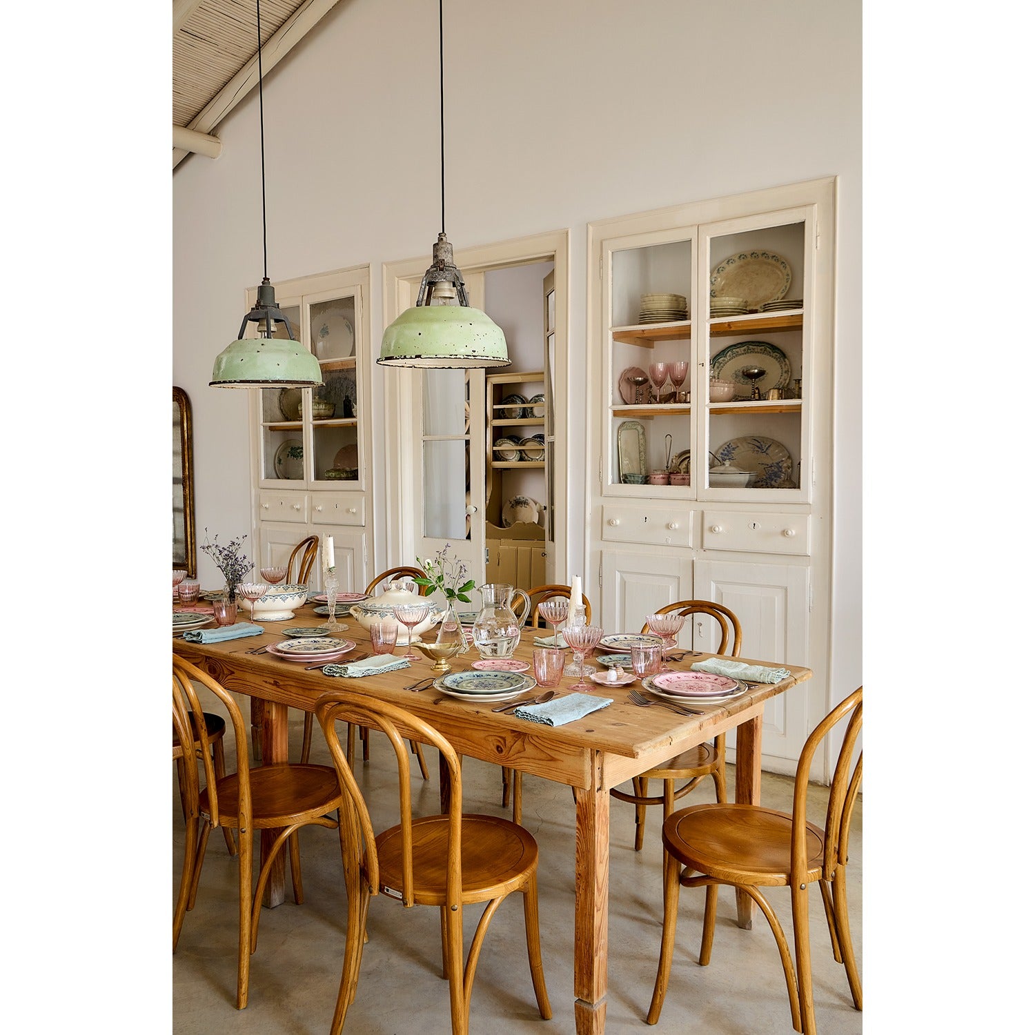 Salad/Dessert Plate Vila Set of 6