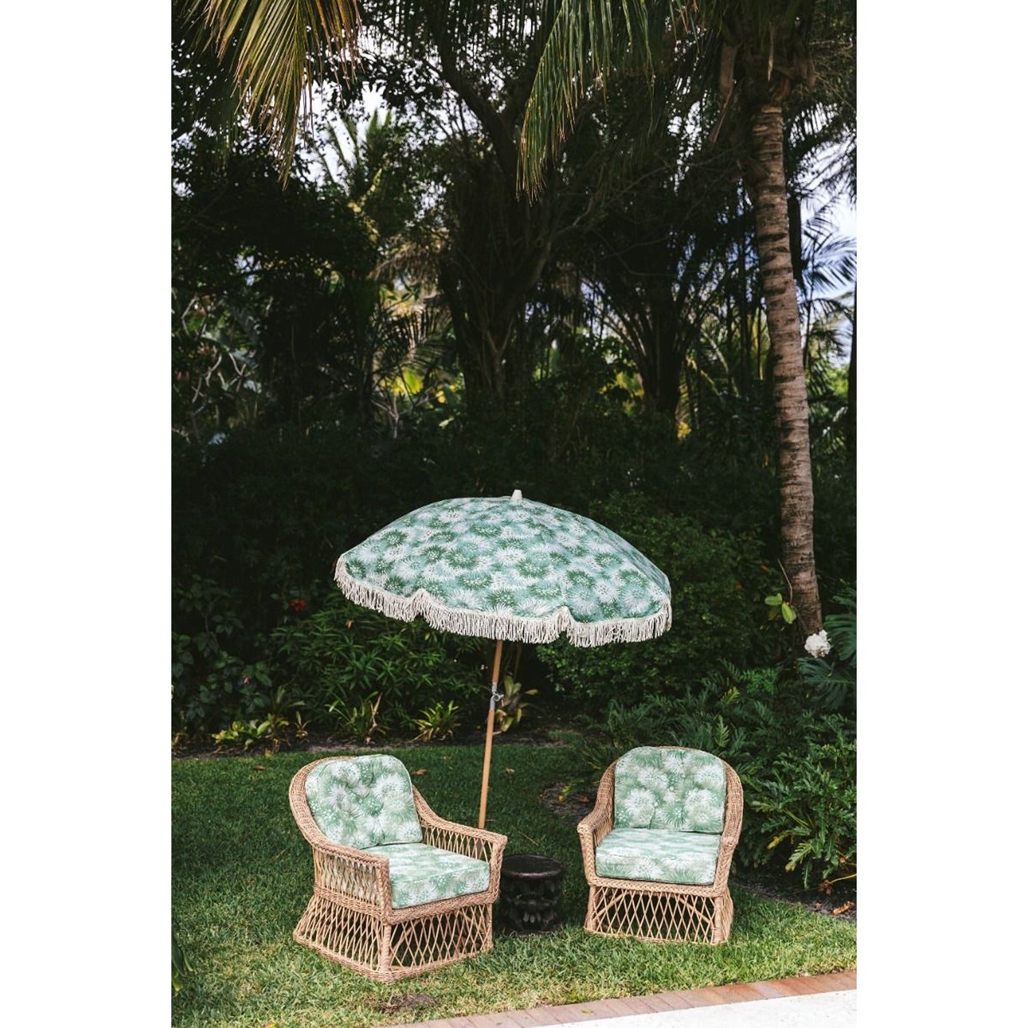 Outdoor Sylvia Lounge Chair
