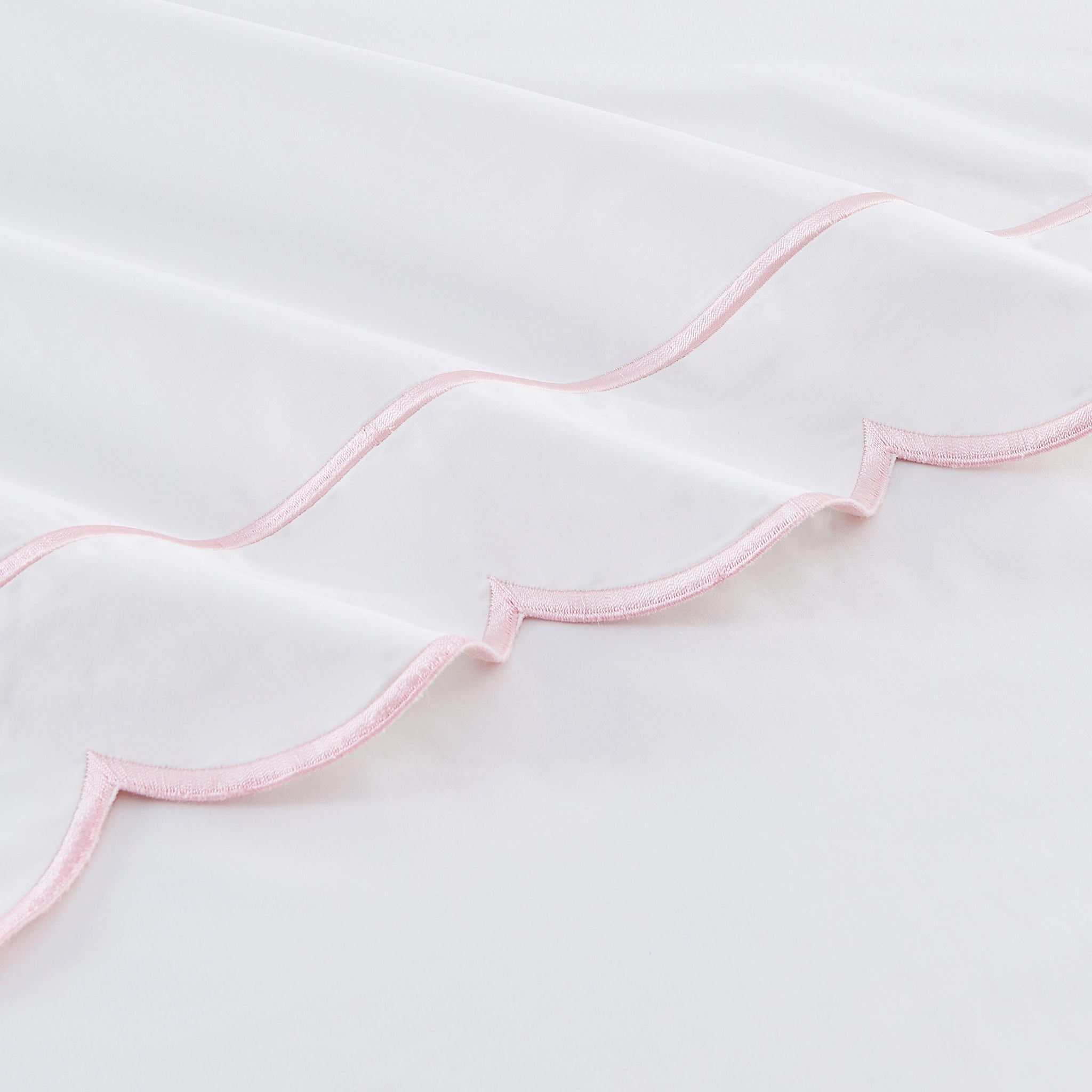 Scallop Frame Embroidered Cotton Percale Sheet Set