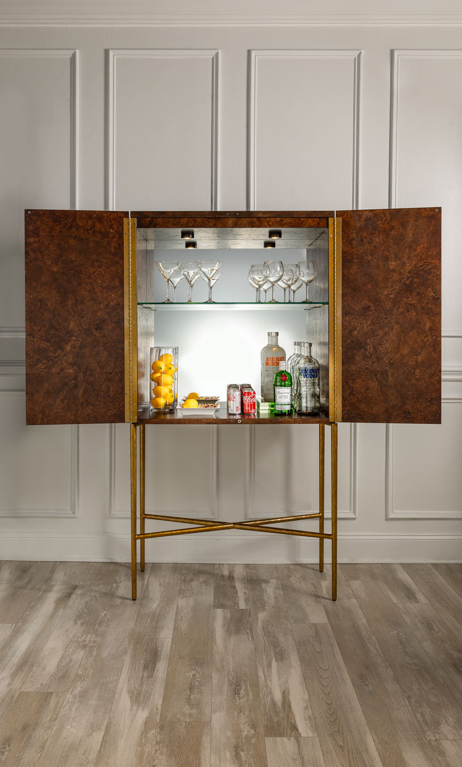 Burlwood Bar