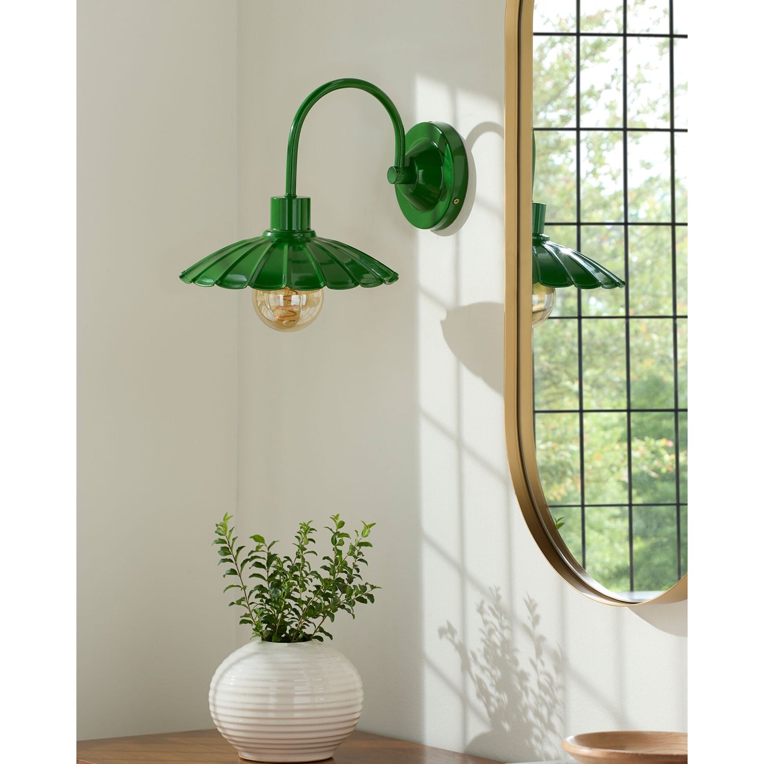 Pavona Wall Sconce