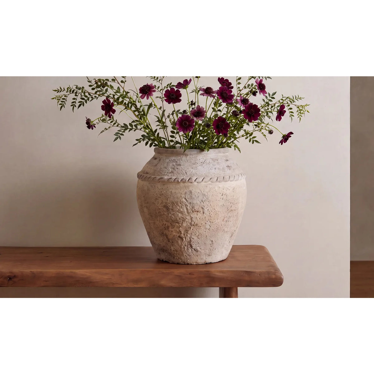Astrid Clay Pot
