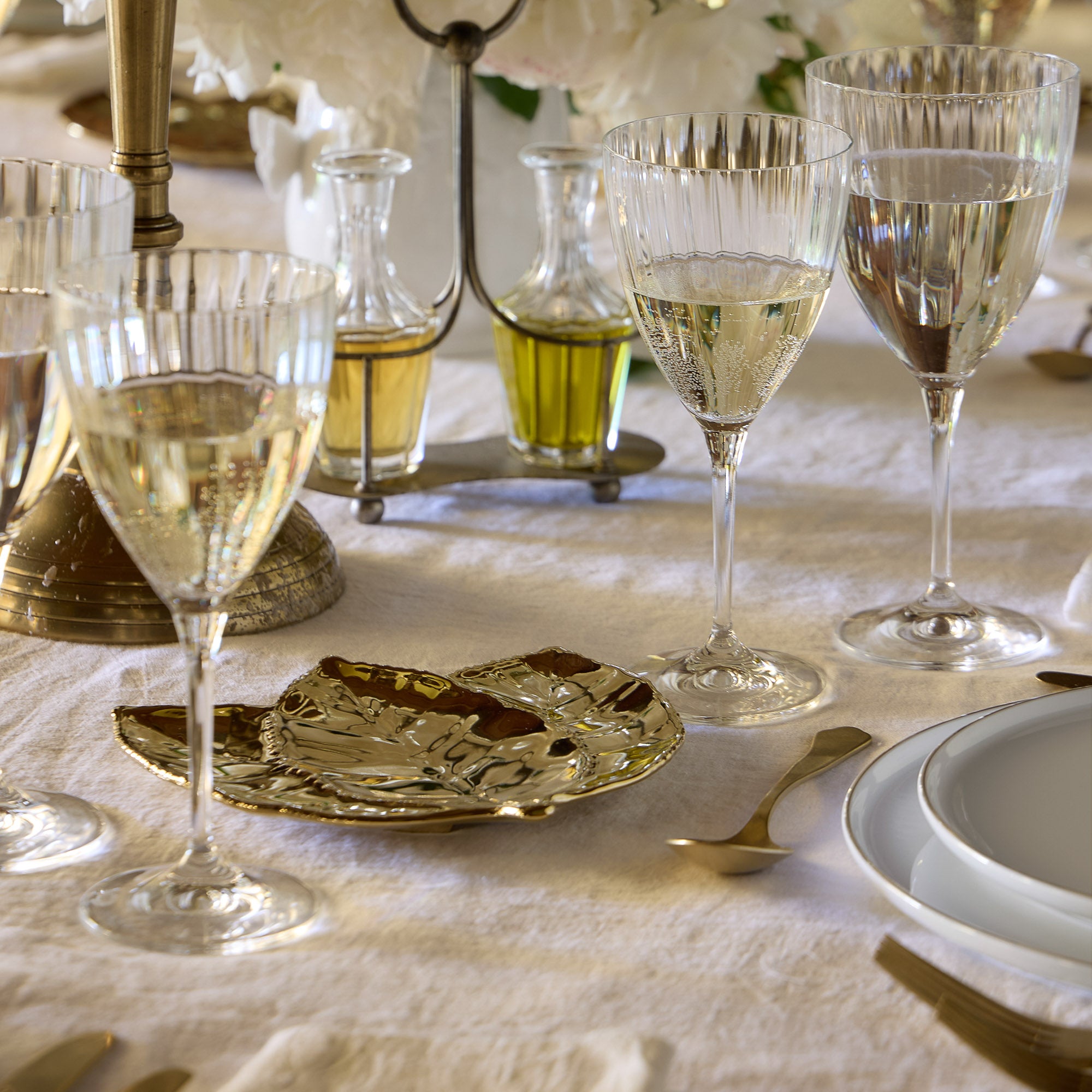 Hornbeam Leaf Botanica