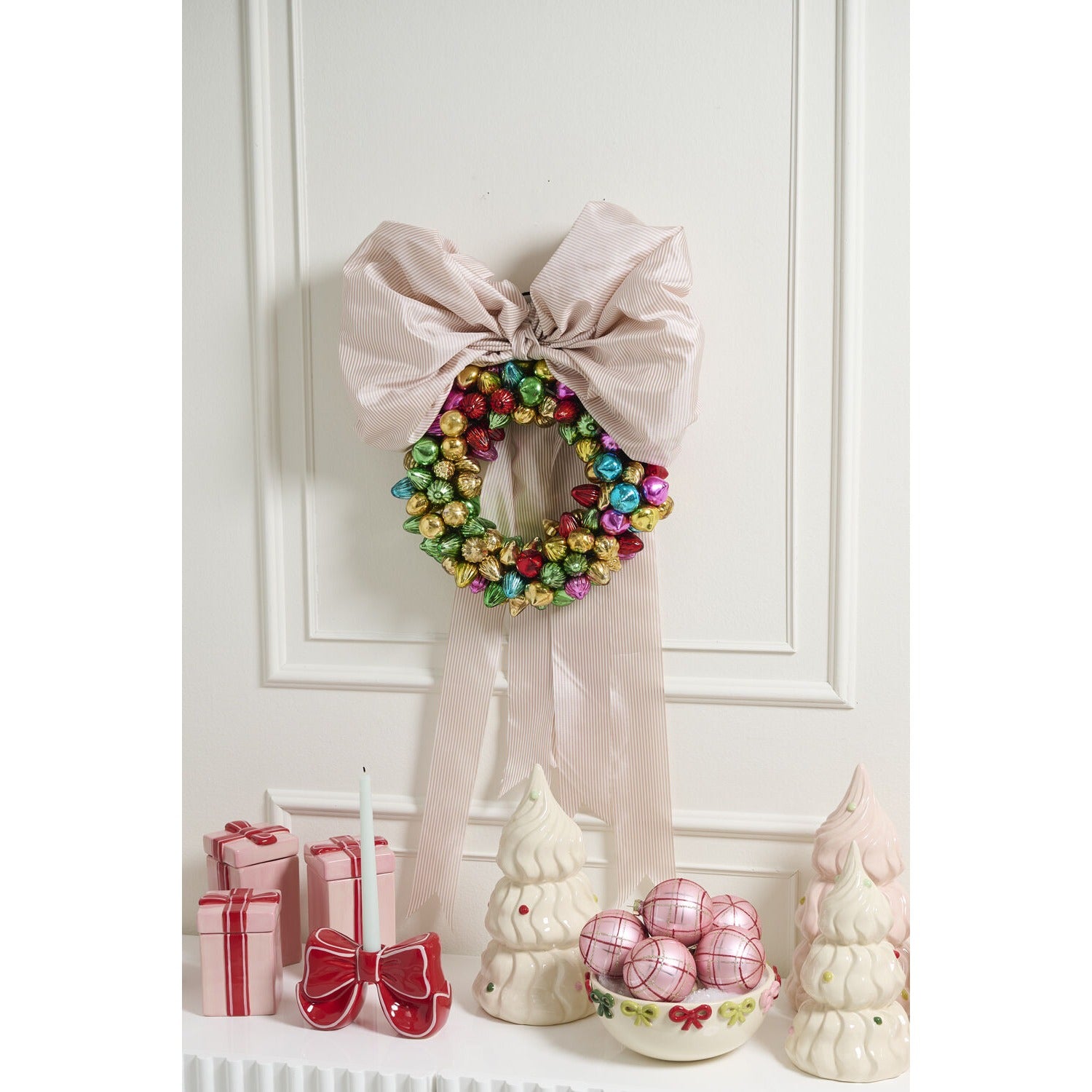 Retro Bauble Wreath