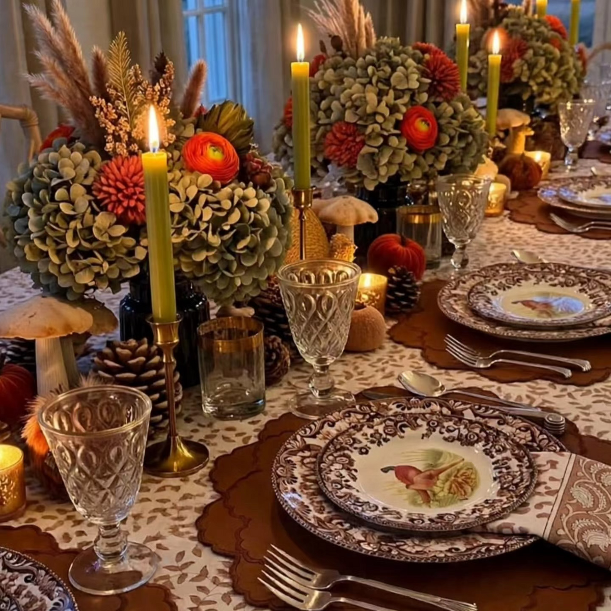 Woodland Leaves - Tablecloth
