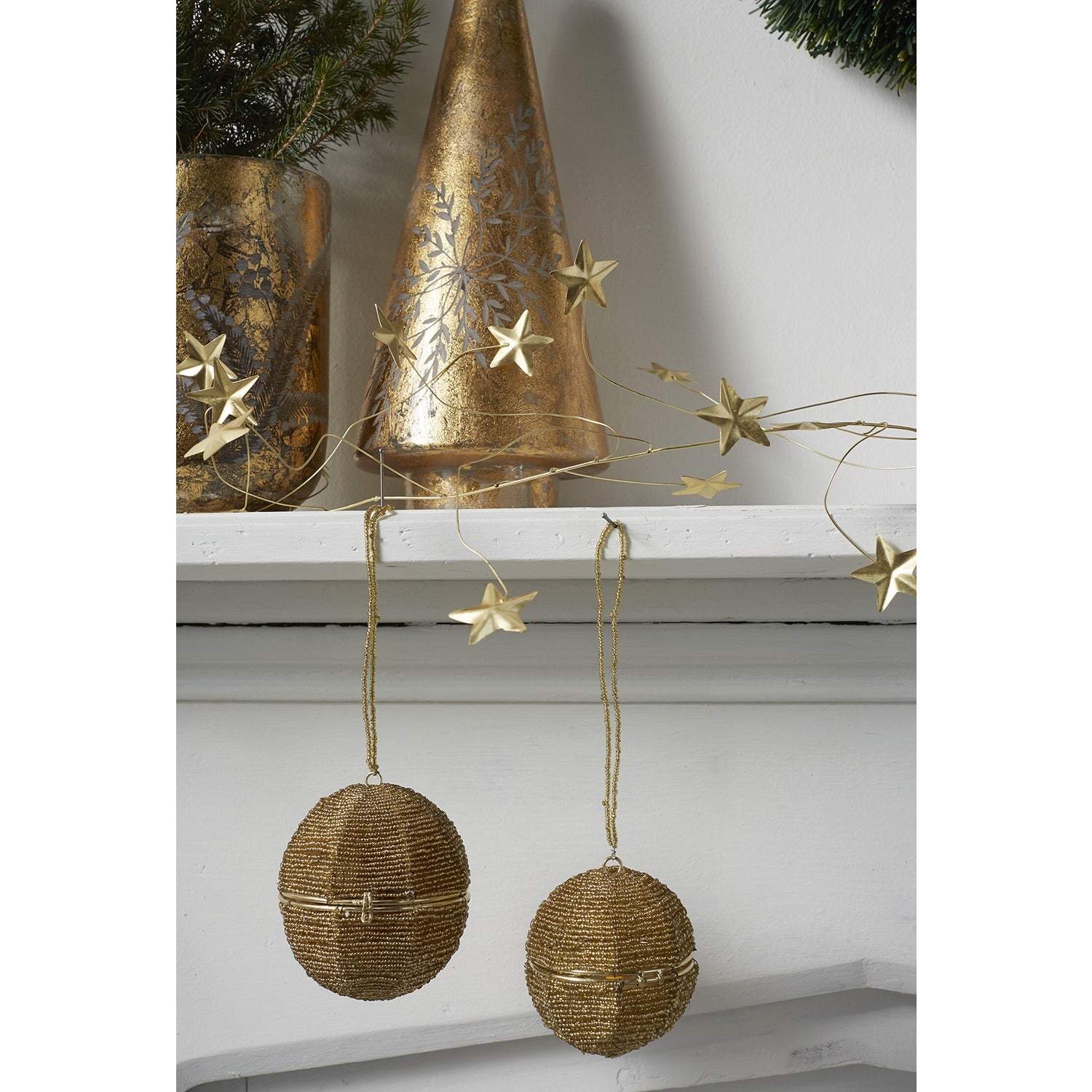 Shining Light Garland