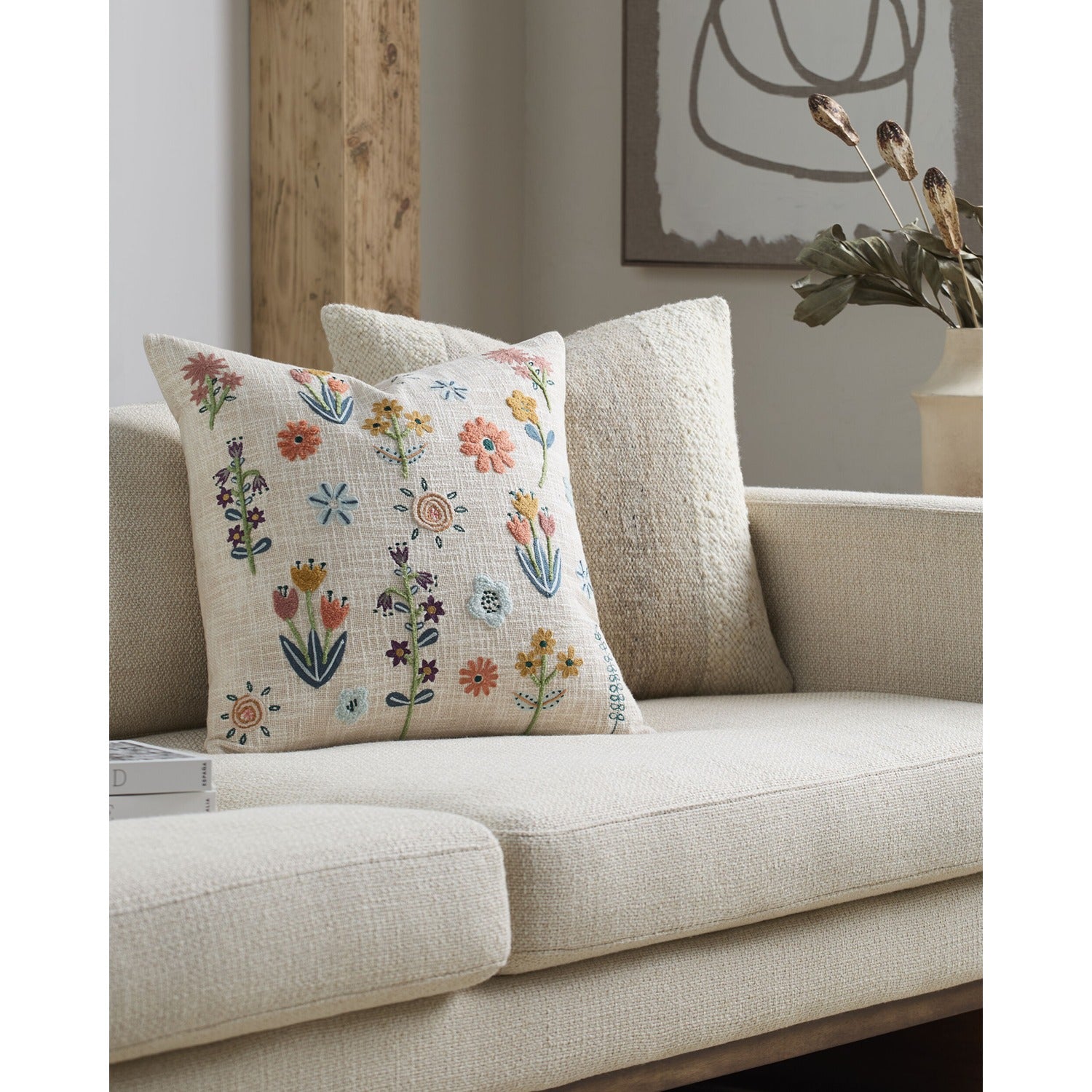 Sunniva Pillow