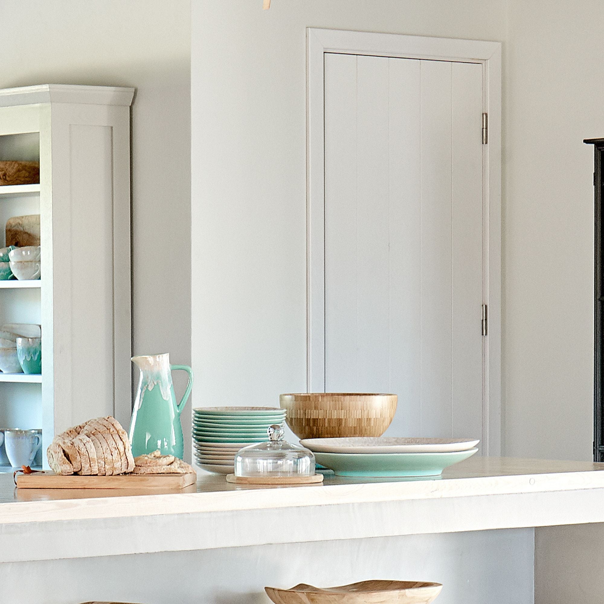 Taormina Pitcher 56 oz.