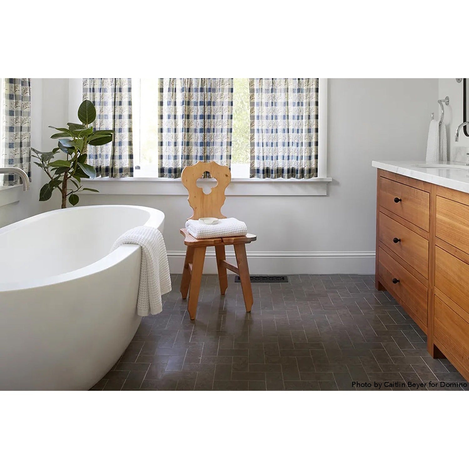 Tyrol Accent Chair, Natural Clover