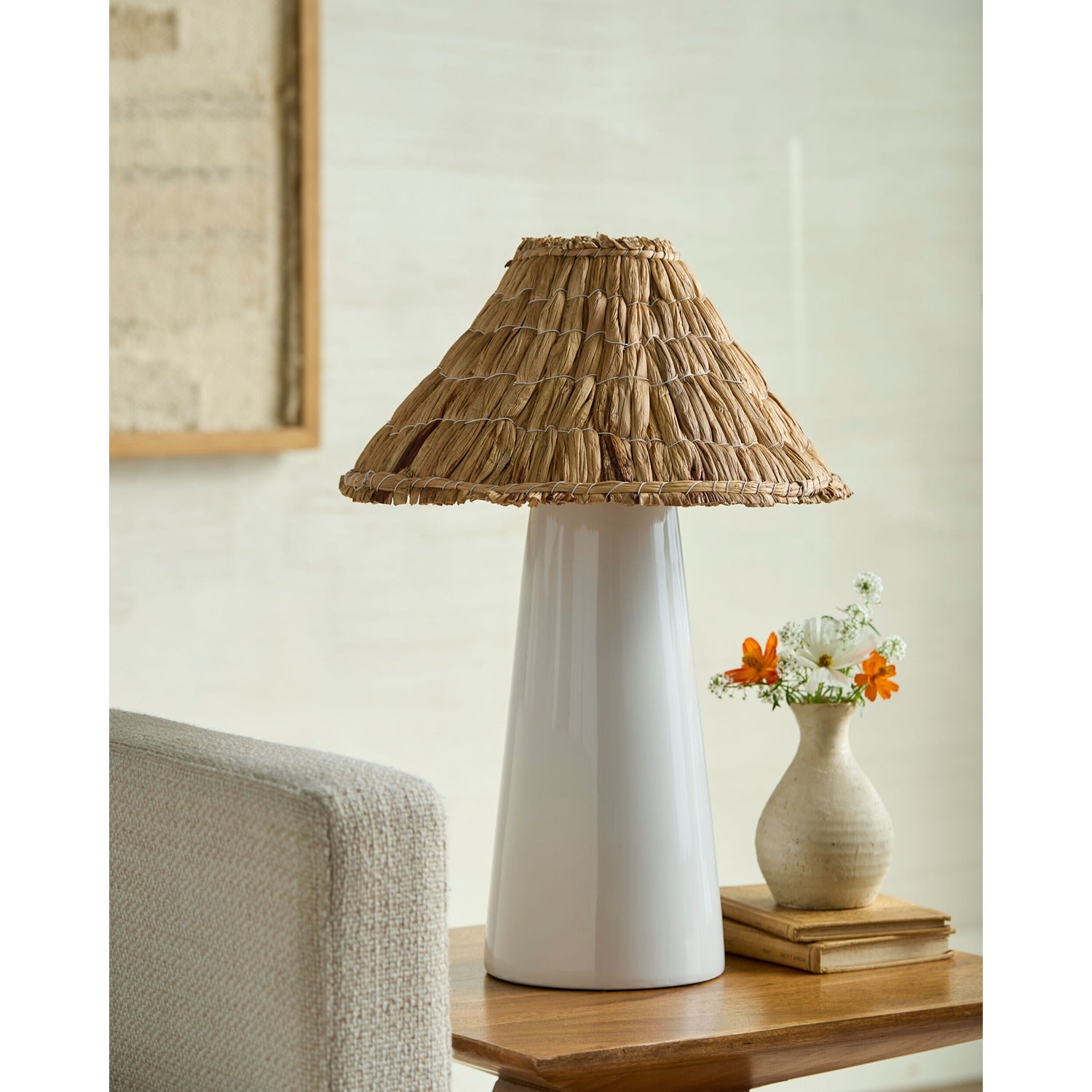 Vikundu Accent Table Lamp