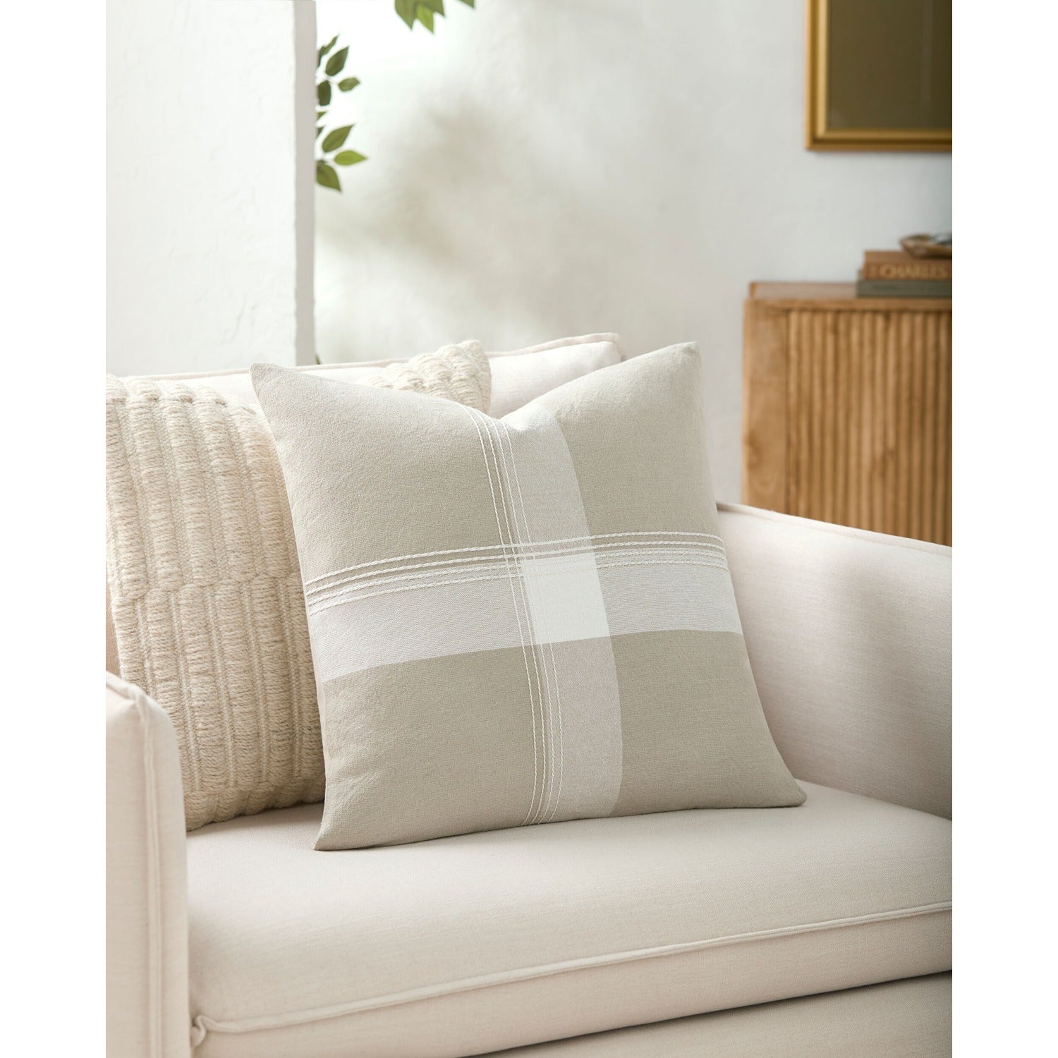 Wagga Pillow
