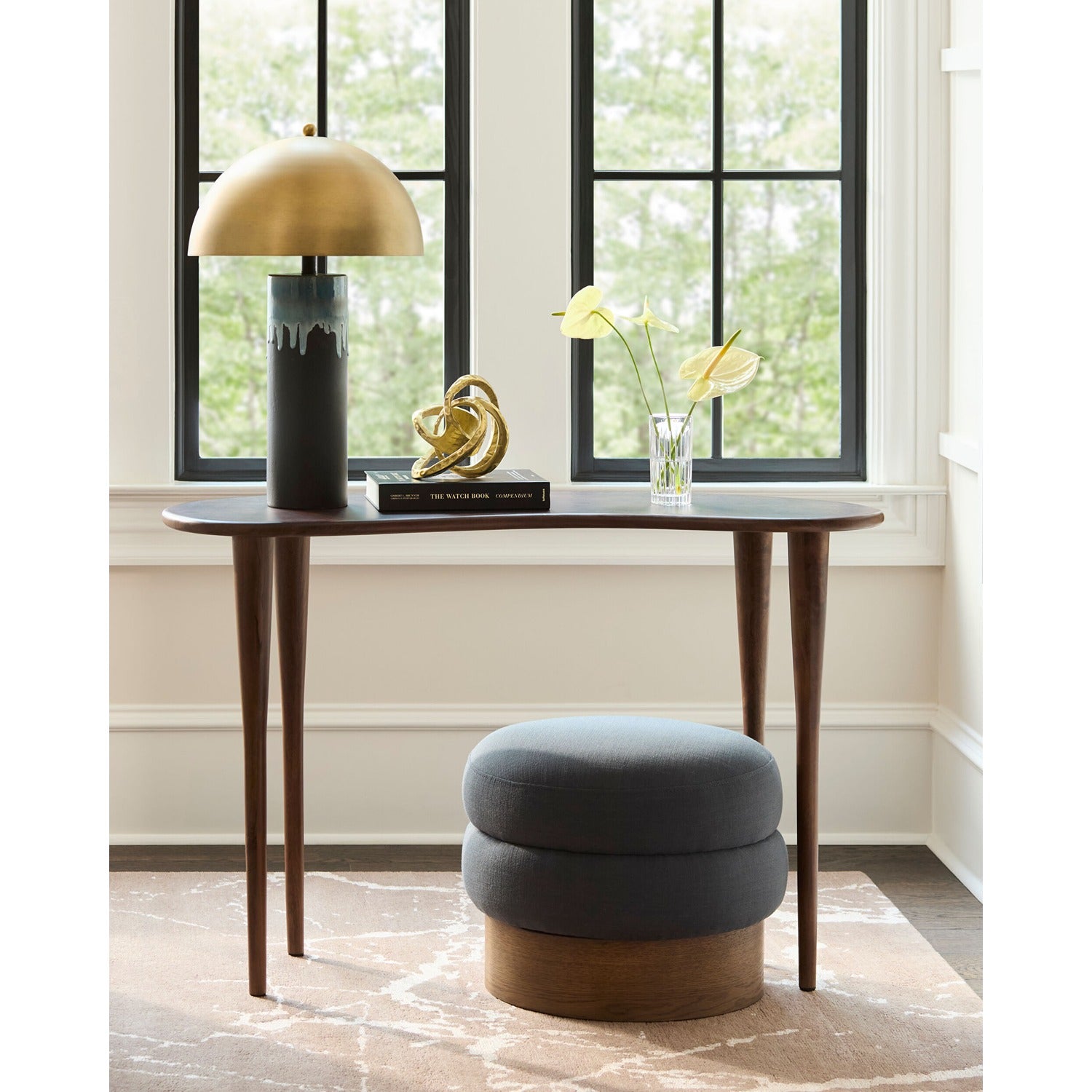 Lona Ottoman